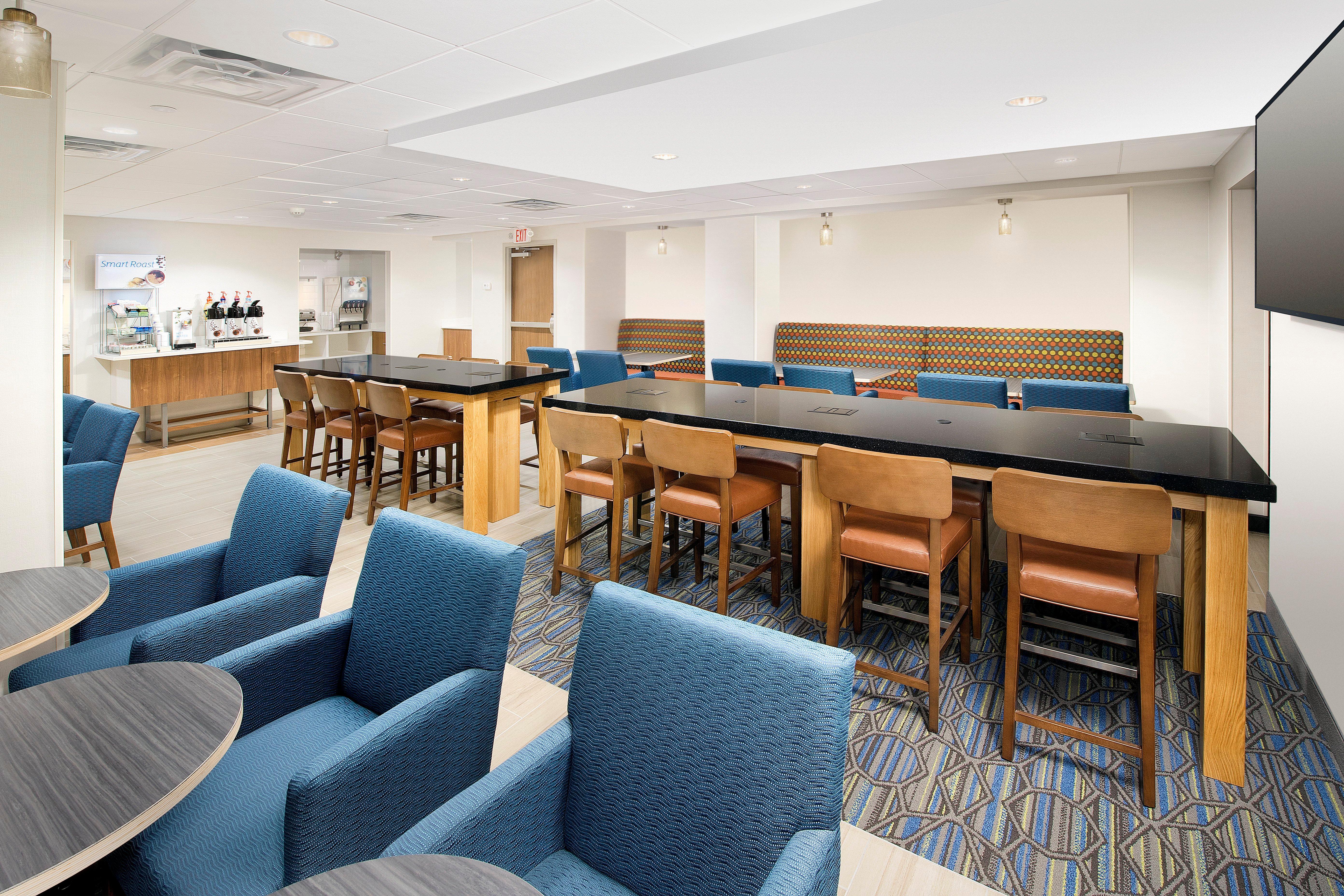 Holiday Inn Express & Suites College Park - University Area By Ihg Exterior foto