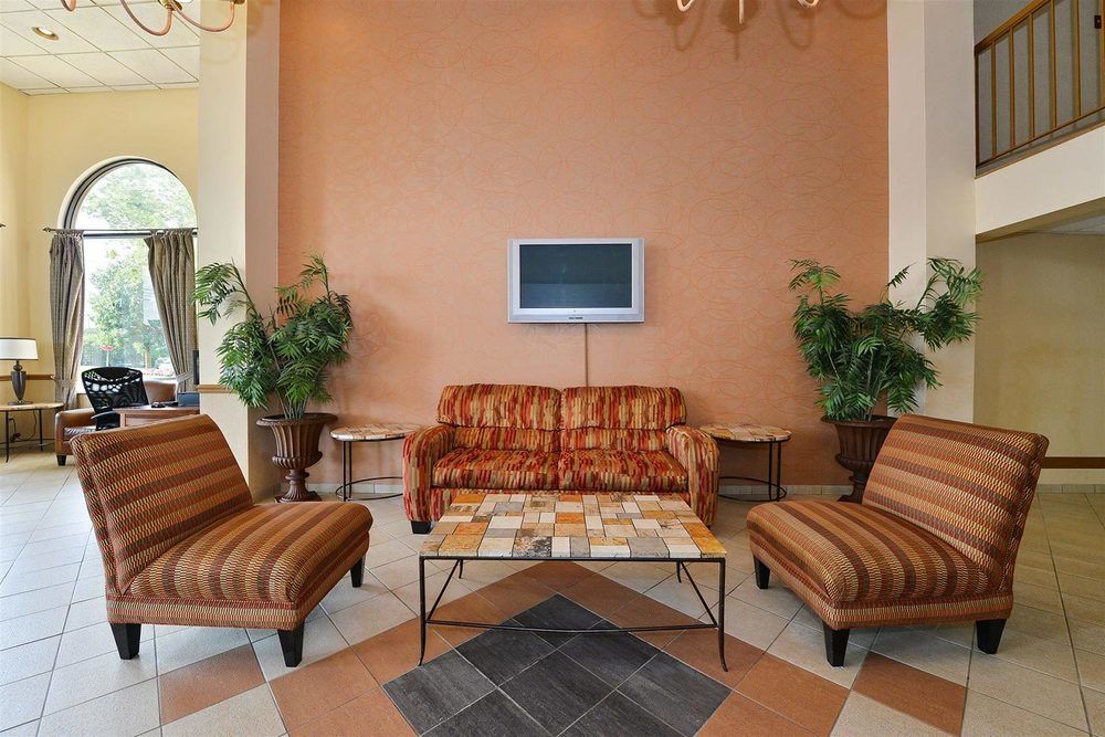 Holiday Inn Express & Suites College Park - University Area By Ihg Exterior foto