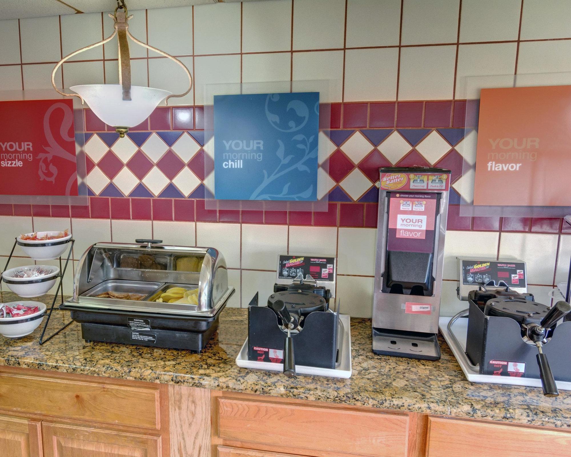 Holiday Inn Express & Suites College Park - University Area By Ihg Exterior foto